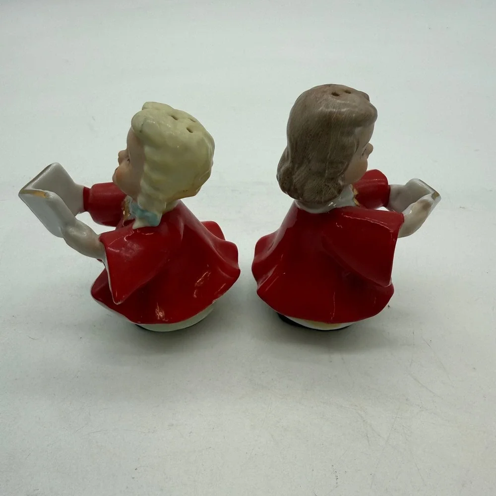 Vintage Christmas Choir Boy Girl Salt Pepper Shakers Japan Red Gold Ceramic S&P